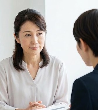50代女性のお客さまとのご相談の様子